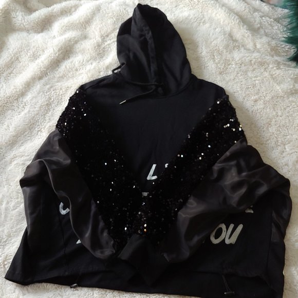 Nanhan hoodie with sequin balloon sleeves and quote - Picture 13 of 14